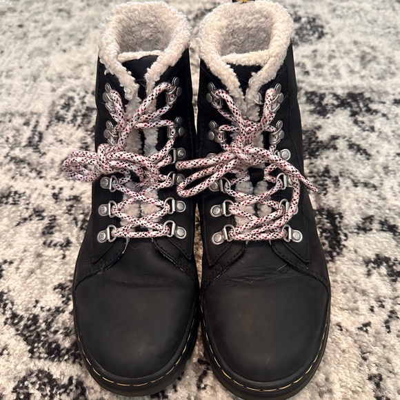 COMBS FAUX SHEARLING LINED CASUAL BOOTS - Picture 6 of 8